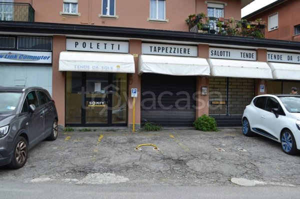 negozio in vendita a Mandello del Lario