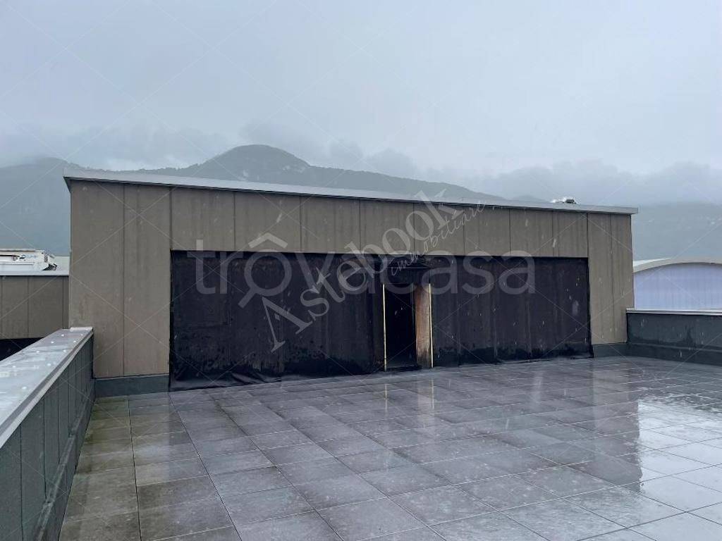 appartamento in vendita a Mandello del Lario