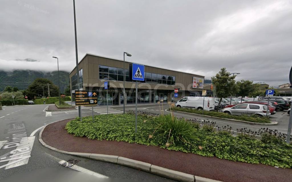 appartamento in vendita a Mandello del Lario