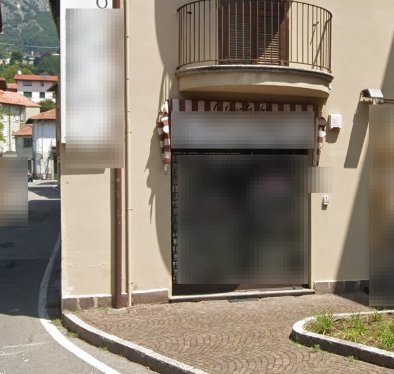 negozio in vendita a Mandello del Lario