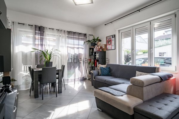 appartamento in vendita a Mandello del Lario