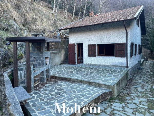 appartamento in vendita a Mandello del Lario in zona Rongio