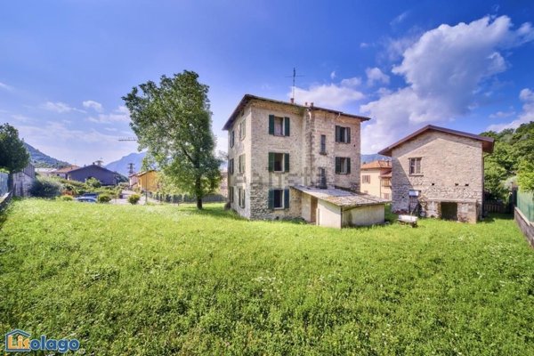 casa indipendente in vendita a Mandello del Lario