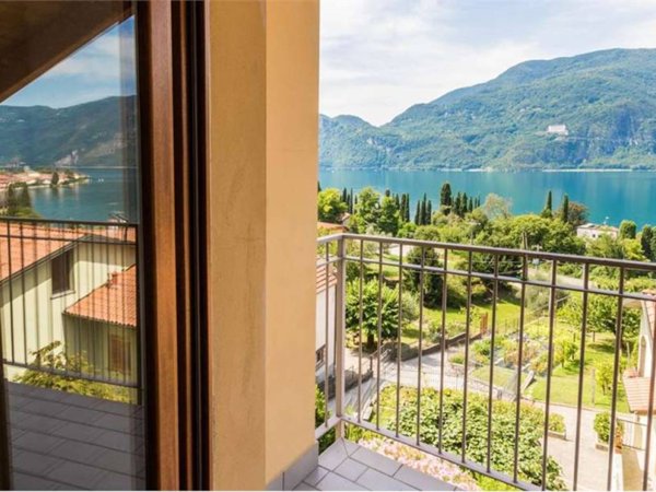 casa indipendente in vendita a Mandello del Lario