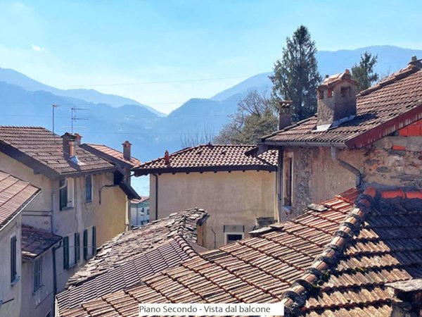 casa indipendente in vendita a Mandello del Lario in zona Maggiana