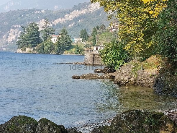 casa indipendente in vendita a Mandello del Lario