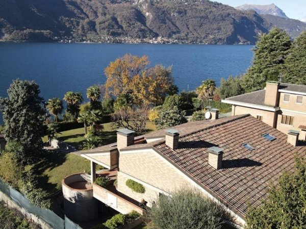 casa indipendente in vendita a Mandello del Lario