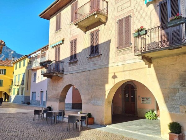 negozio in vendita a Mandello del Lario