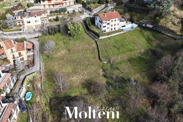 villa in vendita a Mandello del Lario