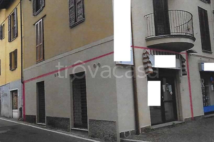 negozio in vendita a Mandello del Lario