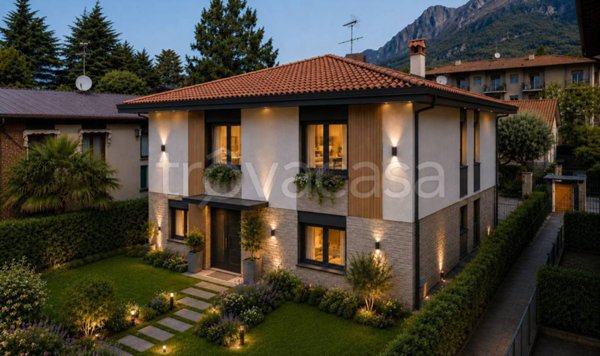 casa indipendente in vendita a Mandello del Lario