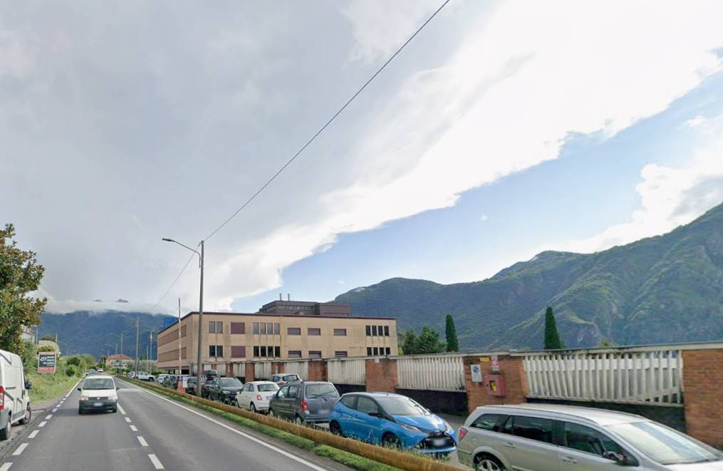 ufficio in vendita a Mandello del Lario