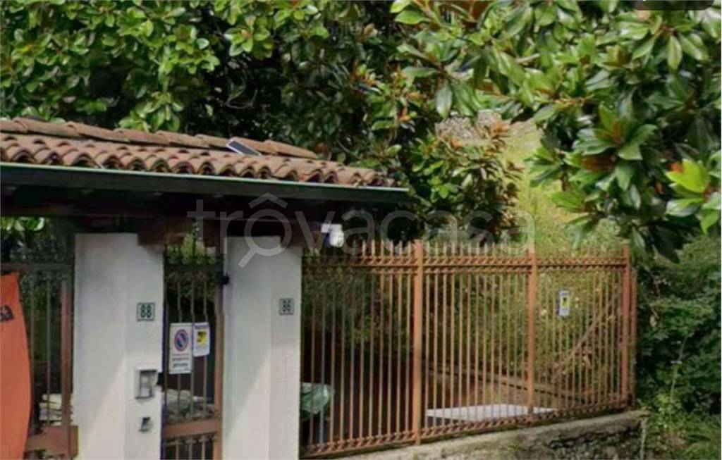 appartamento in vendita a Mandello del Lario