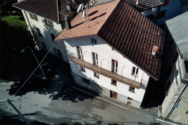 casa indipendente in vendita a Mandello del Lario in zona Sonvico