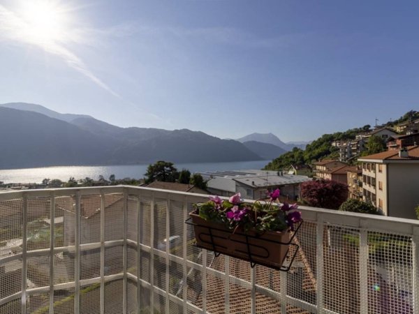 appartamento in vendita a Mandello del Lario