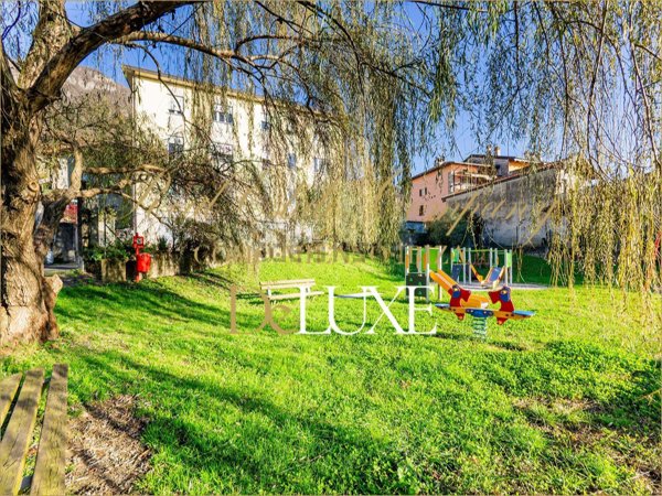 appartamento in vendita a Mandello del Lario in zona Maggiana