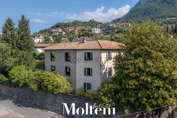 casa semindipendente in vendita a Mandello del Lario in zona Palanzo