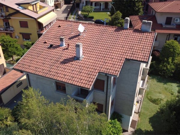casa indipendente in vendita a Mandello del Lario in zona Palanzo