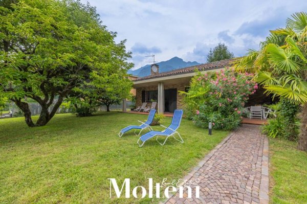 casa indipendente in vendita a Mandello del Lario
