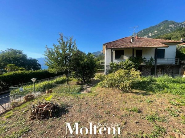 casa indipendente in vendita a Mandello del Lario in zona Olcio