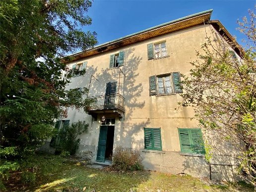 casa semindipendente in vendita a Mandello del Lario in zona Maggiana