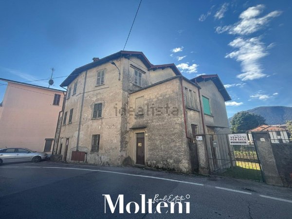 casa indipendente in vendita a Mandello del Lario in zona Palanzo