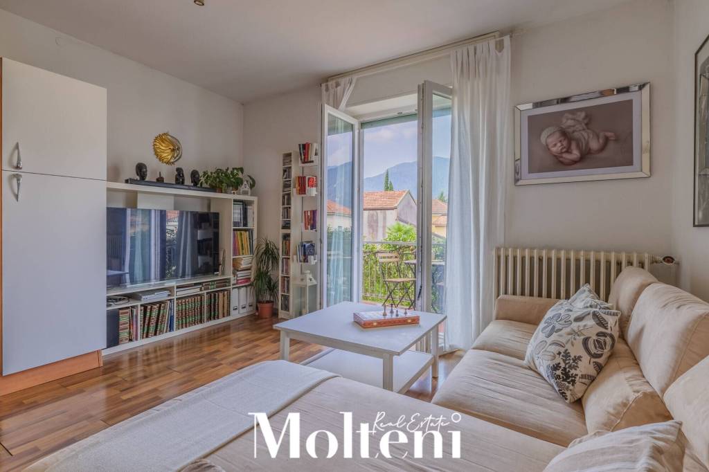 appartamento in vendita a Mandello del Lario