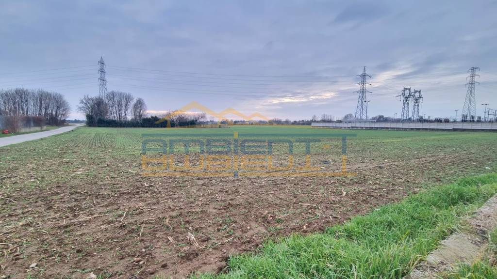 terreno agricolo in vendita a Merate in zona Brugarolo