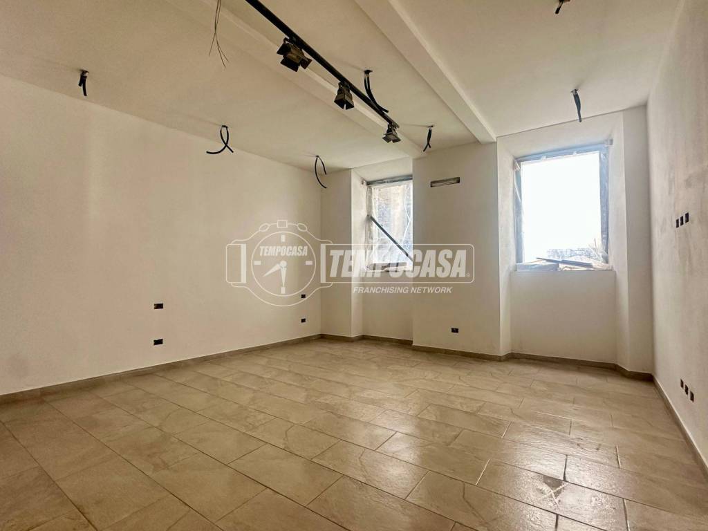 appartamento in vendita a Merate