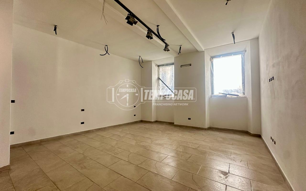 appartamento in vendita a Merate