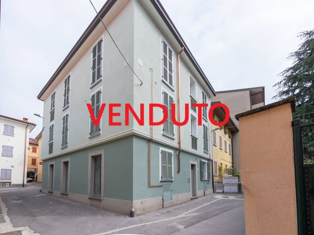 appartamento in vendita a Merate