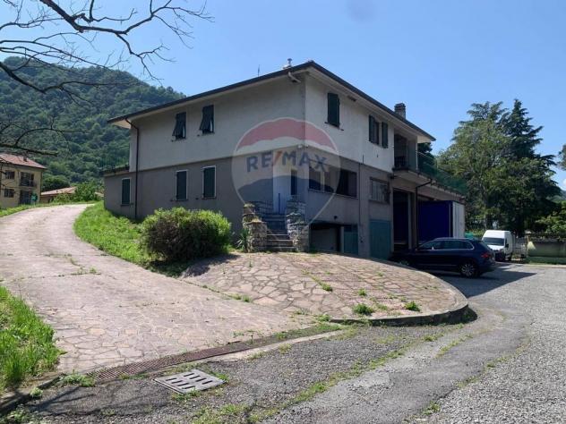 casa indipendente in vendita a Merate