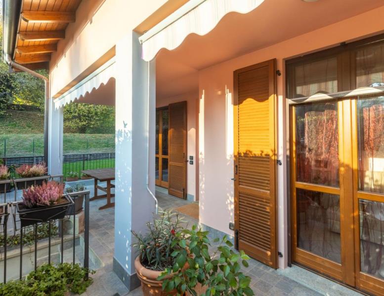 casa indipendente in vendita a Merate