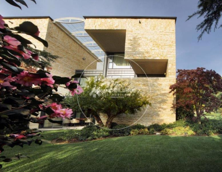 casa indipendente in vendita a Merate