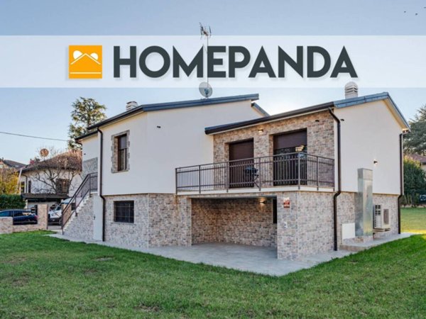 casa indipendente in vendita a Merate in zona Sartirana