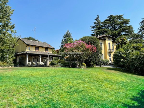 casa indipendente in vendita a Merate