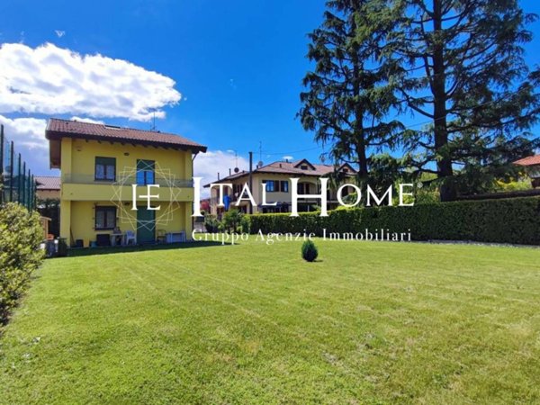 casa indipendente in vendita a Merate