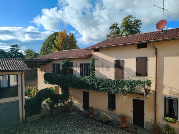appartamento in vendita a Merate