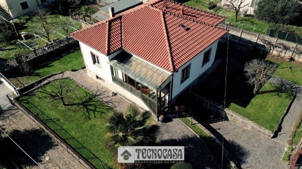 casa indipendente in vendita a Merate