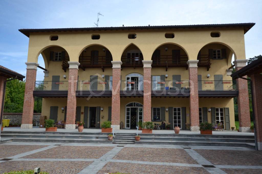 appartamento in vendita a Merate