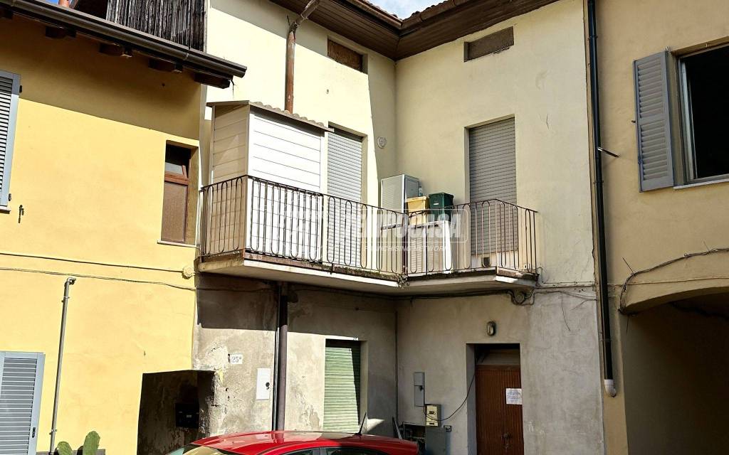 appartamento in vendita a Merate