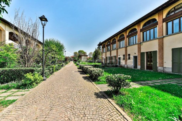 casa indipendente in vendita a Merate