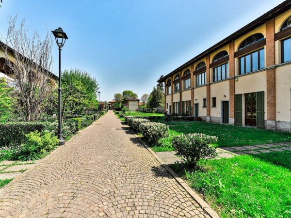 casa indipendente in vendita a Merate