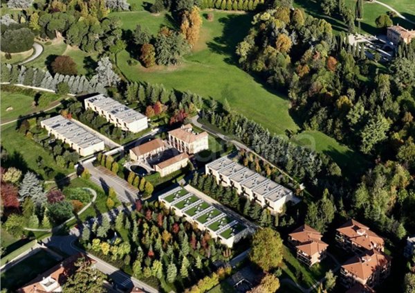 casa indipendente in vendita a Merate