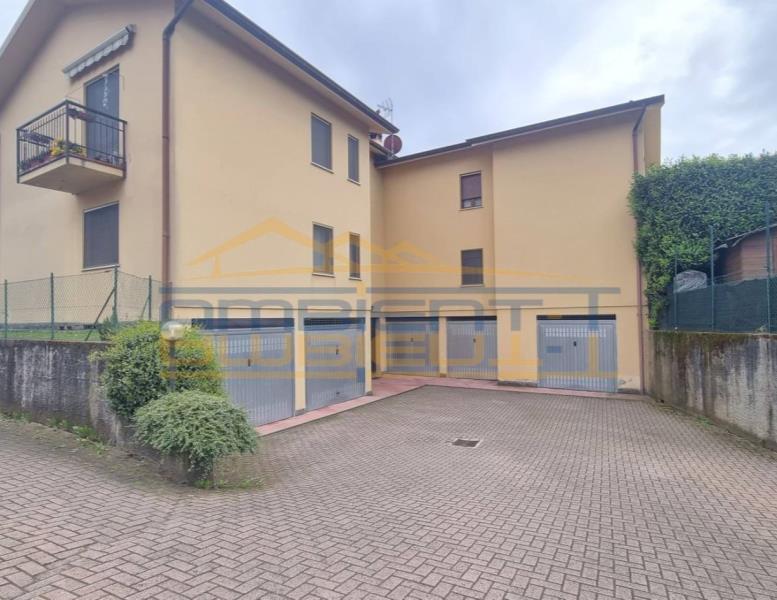 appartamento in vendita a Merate
