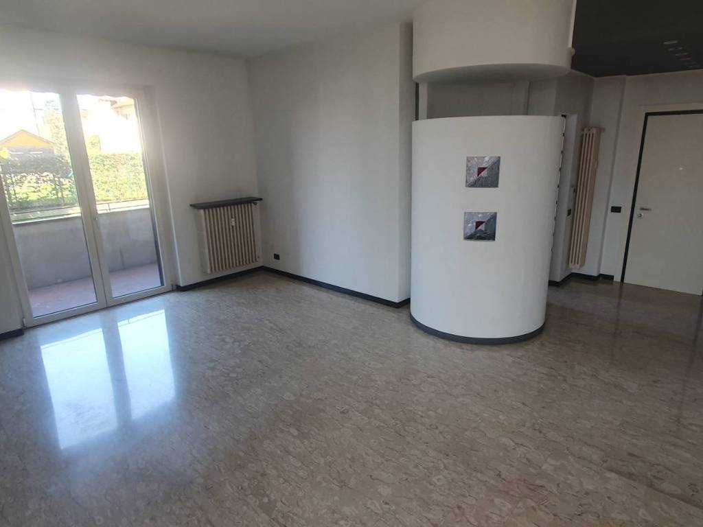 appartamento in vendita a Merate