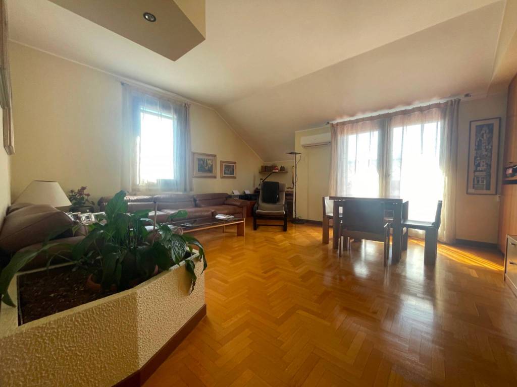 appartamento in vendita a Merate
