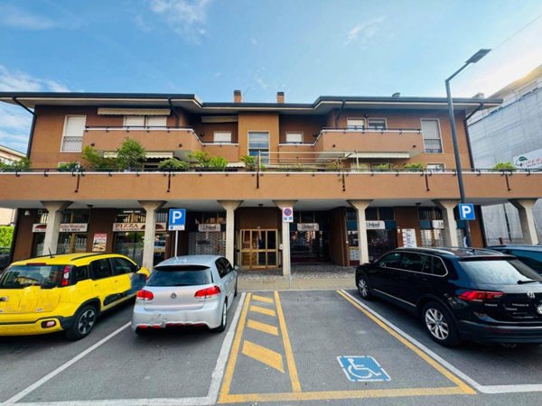 appartamento in vendita a Merate