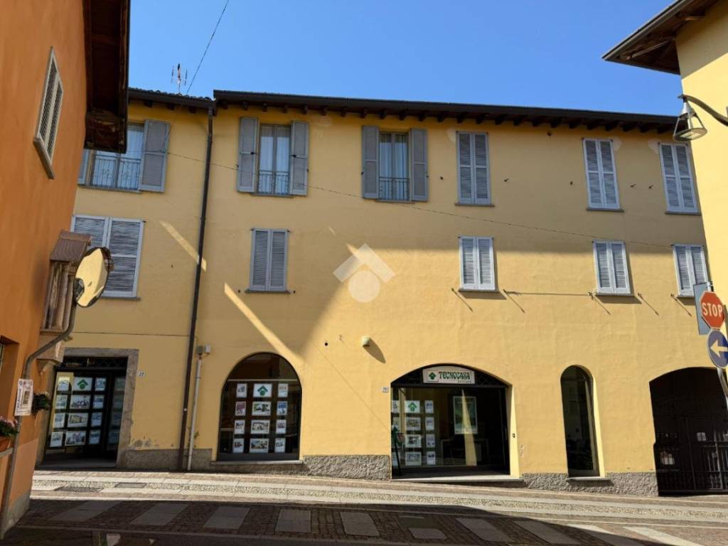 appartamento in vendita a Merate