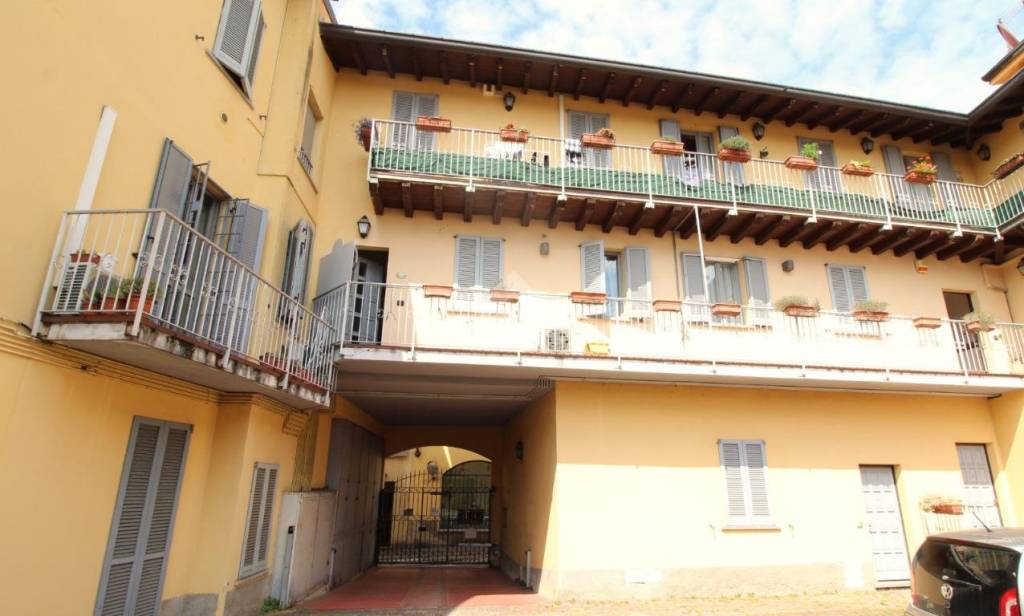 appartamento in vendita a Merate